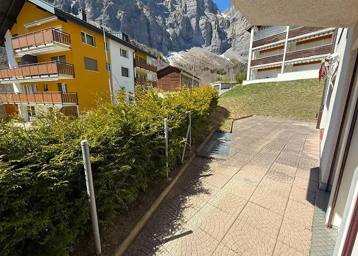 Apartment Chateau 01 *