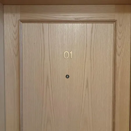 דירה Chateau 01